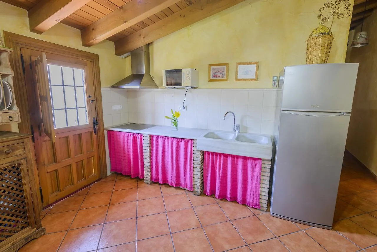 Casas Rurales Picachico Laroya Country house